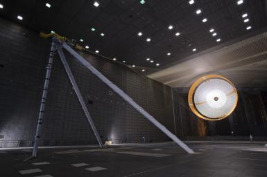 The parachute for NASA's Mars Science Laboratory passed flight-qualification testing in March and April 2009 inside the world's largest wind tunnel, at NASA Ames Research Center, Moffett Field, Calif.