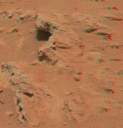 This stereo image from the Mast Camera (Mastcam) on NASA's Mars rover Curiosity shows a rock outcrop called 'Hottah,' cited as evidence for vigorous flow of water in a long-ago Martian stream. You need 3D glasses to view this image.