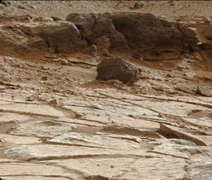 This image from NASA's Curiosity was taken by the right (telephoto-lens) camera of the Mast Camera (Mastcam) on the rover during the 193rd Martian day, or sol, of Curiosity's work on Mars (Feb. 20, 2013) in the 'Glenelg' area.