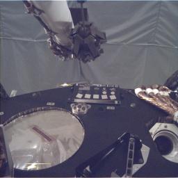 This test image of NASA's Insight lander shows the InSight deck and calibration target before launch.
