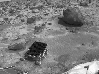 'Barnacle Bill,' the small rock at left, and 'Yogi,' the large rock at upper right, are shown as viewed by NASA's Imager for Mars Pathfinder (IMP) on July 7, 1997. 