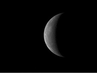 On January 13, 2008, beginning 30 hours before NASA's MESSENGER spacecraft's closest approach to Mercury, the Wide Angle Camera, part of the Mercury Dual Imaging System (MDIS), began snapping images as it approached the planet.