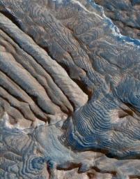 Periodic Layering in Becquerel Crater, Mars