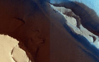 The trenches or 'fossae' are found in Athabasca Valles as seen by NASA's Mars Reconnaissance Orbiter.