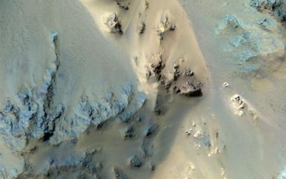 This image acquired on January 27, 2019 by NASA's Mars Reconnaissance Orbiter, shows the extensive central peak complex of Hale Crater.