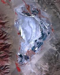 NASA's Terra spacecraft shows images, acquired in 2020 and 1984, of Owens Lake in eastern California.