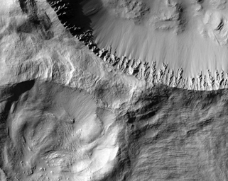 Click here for larger version of PIA09369 Rayed Gratteri Crater