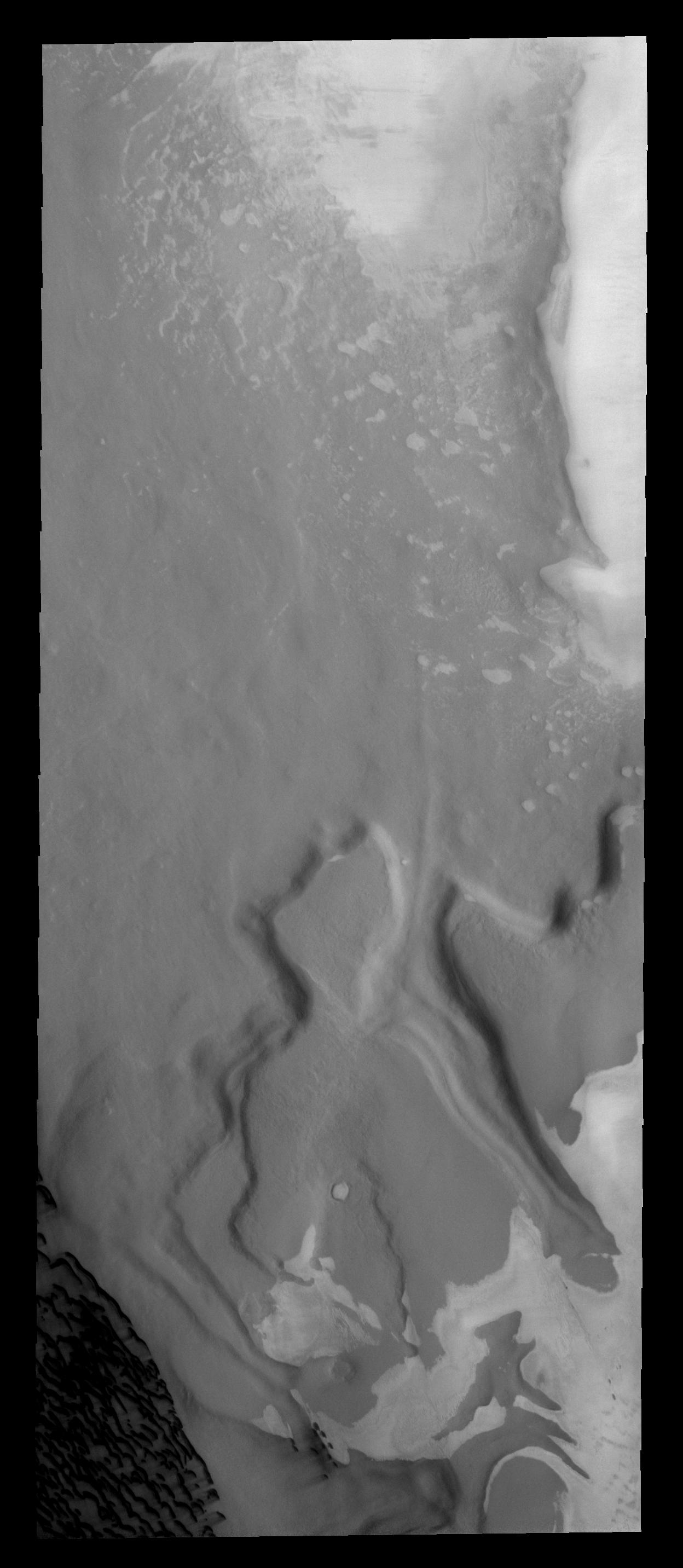 Ring-Moon Systems Node - PIA01876: Polar Dunes