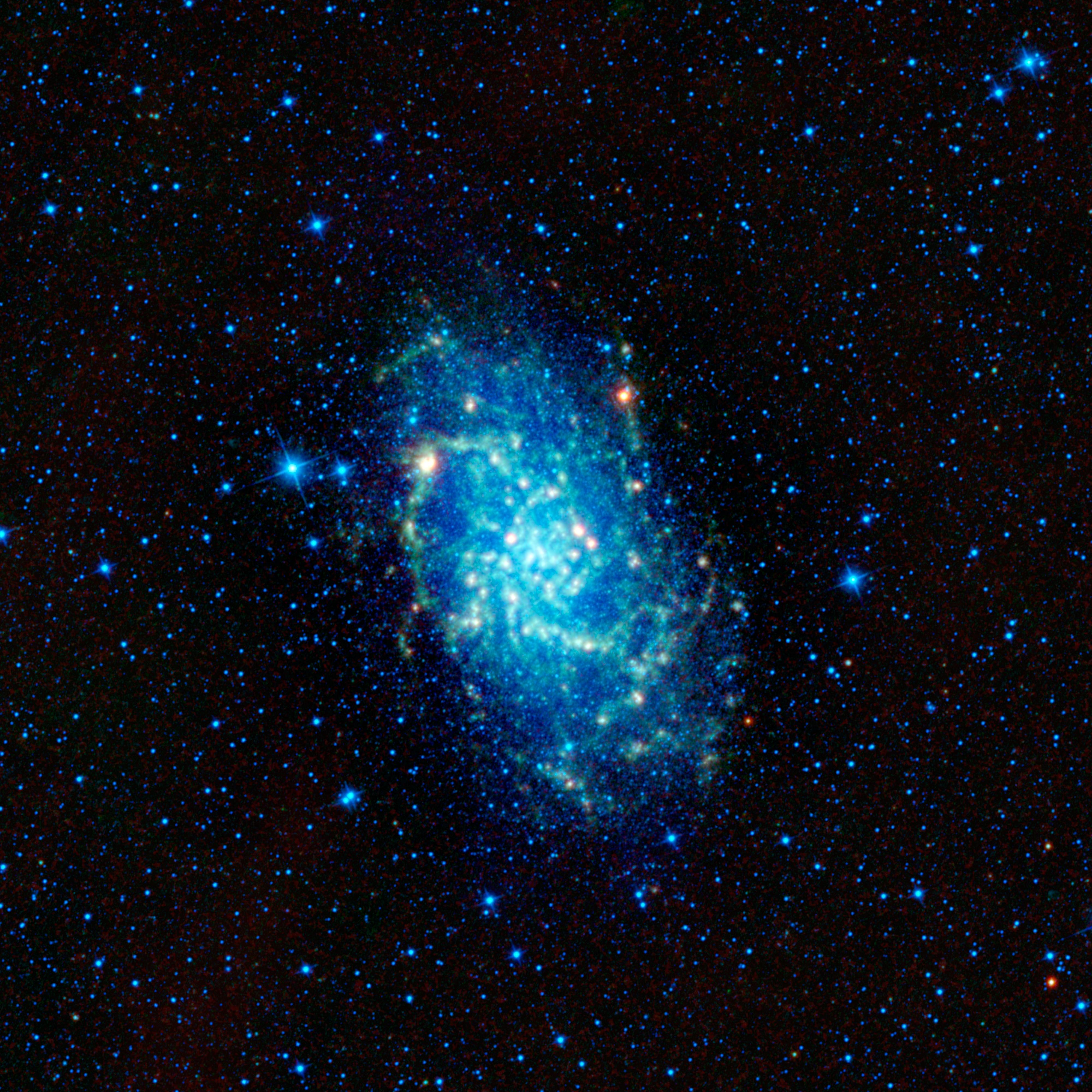 Звезды тет. Galaxy m33. Космос звезды. Звезды из космоса. Звезда Космическая.