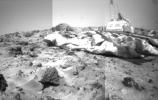 This mosaic of NASA's Mars Pathfinder lander and Martian terrain was taken by the front camera on the Sojourner rover on Sol 39. Sol 1 began on July 4, 1997.