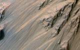 This image acquired on January 22, 2022 by NASA's Mars Reconnaissance Orbiter shows pristine-looking gullies in equatorial Valles Marineris.